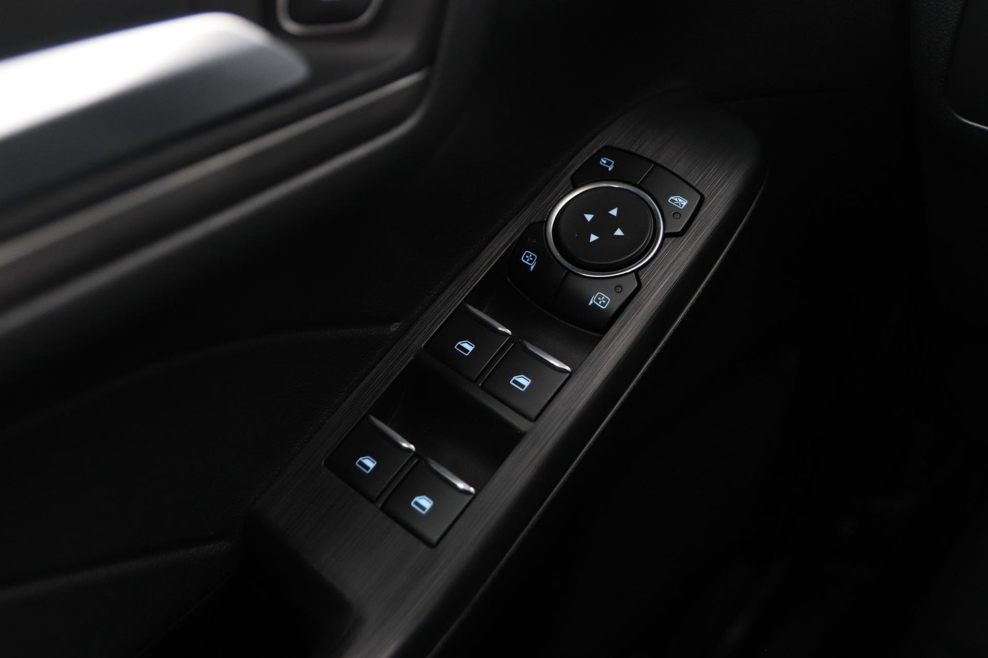 Ford Kuga 1.5 EcoBoost Titanium X | Stoel+Stuurverwarming | Camera | Getint Glas | 18 Inch
