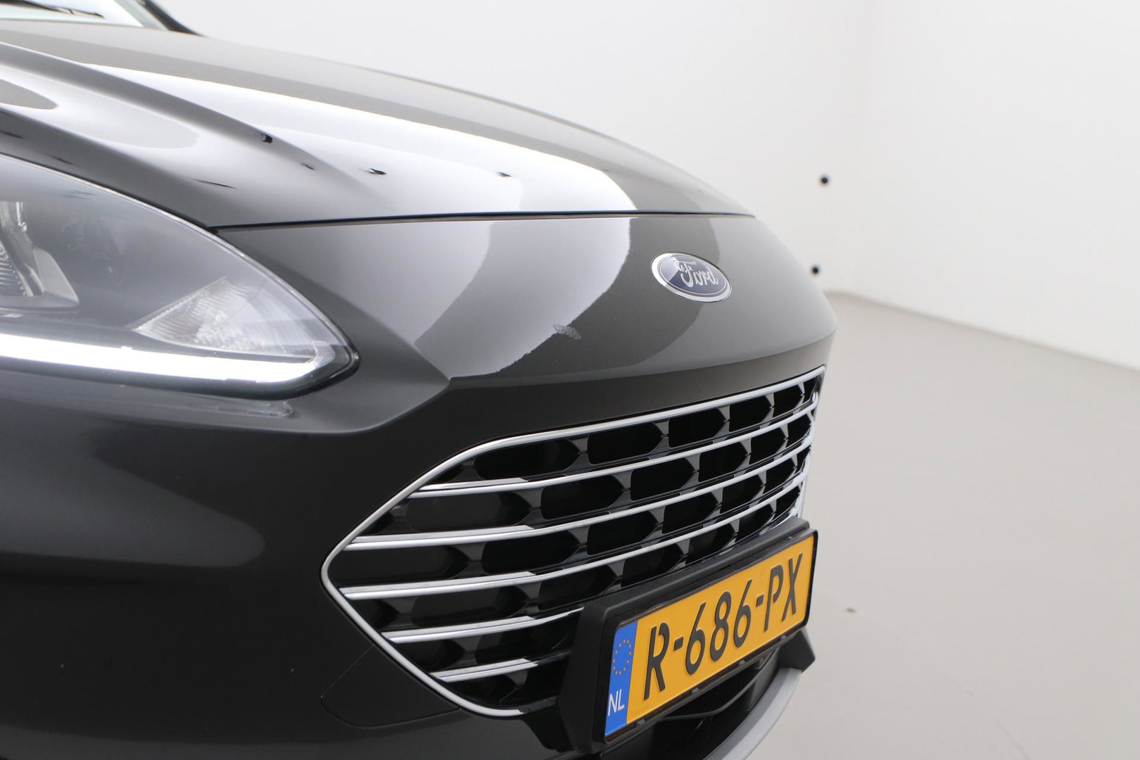 Ford Kuga 1.5 EcoBoost Titanium X | Stoel+Stuurverwarming | Camera | Getint Glas | 18 Inch