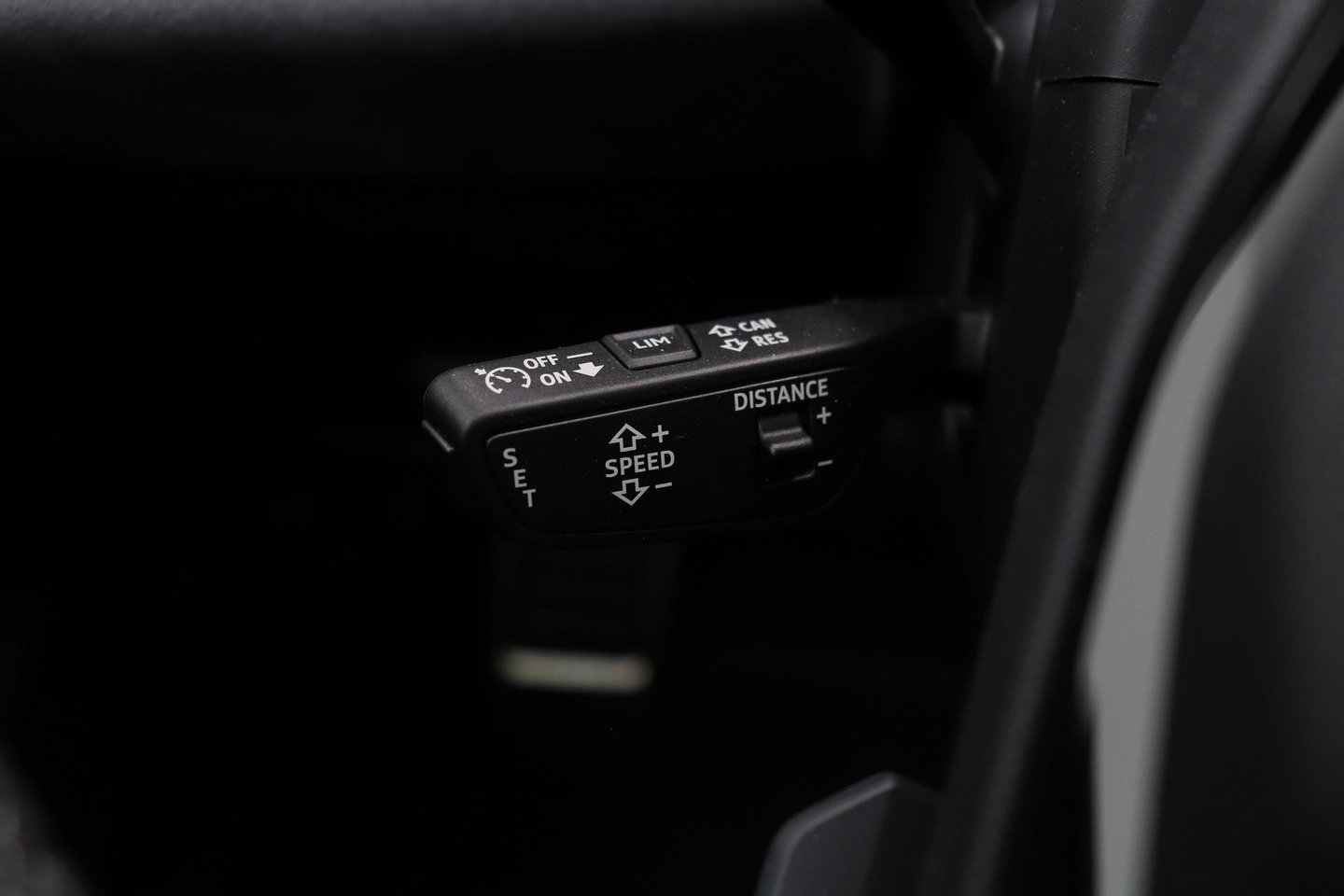 Audi A6 Avant 2.0 e-hybrid quattro S edition Competition | ACC | Luchtvering | Panoramadak | Massage+Ventilatie | Head-Up | 21 inch