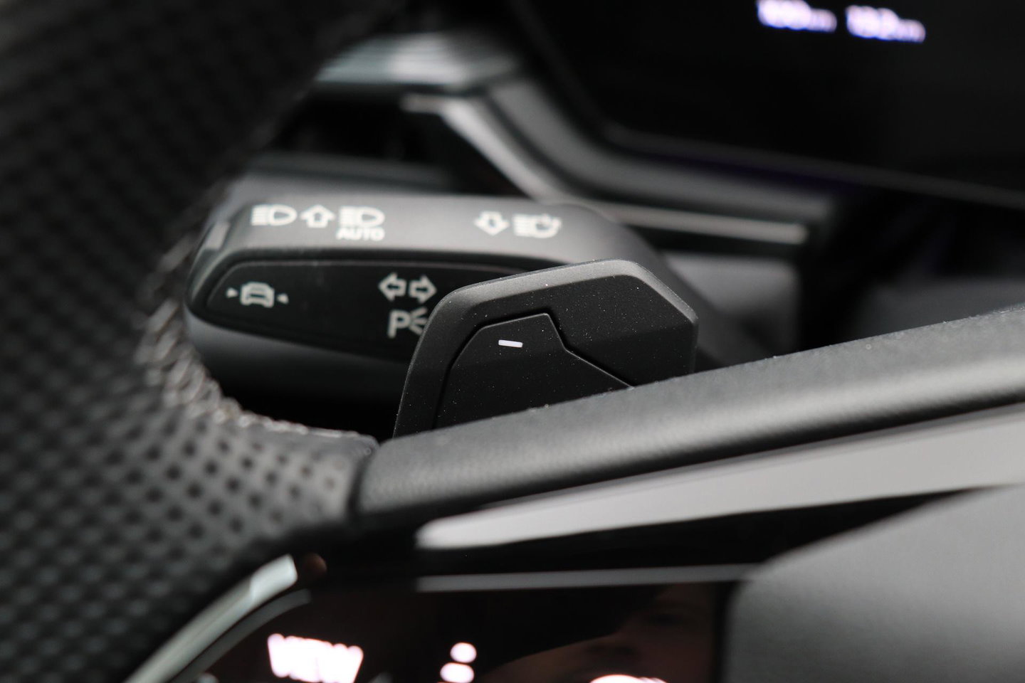Audi A6 Avant 2.0 e-hybrid quattro S edition Competition | ACC | Luchtvering | Panoramadak | Massage+Ventilatie | Head-Up | 21 inch