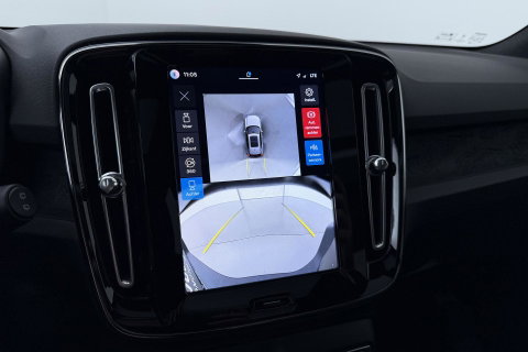 Volvo EX40 Single Motor Extended Range Plus Black Ed. 82 kWh | ACC | Panoramadak | 360° Camera | Harman/Kardon | BLIS | 20 Inch