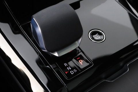 Land Rover Range Rover Sport 3.0 P550e Autobiography PHEV | Black Pack | Massage | Meridian Surround | Koelbox | ClearSight | Trekhaak | 23 Inch