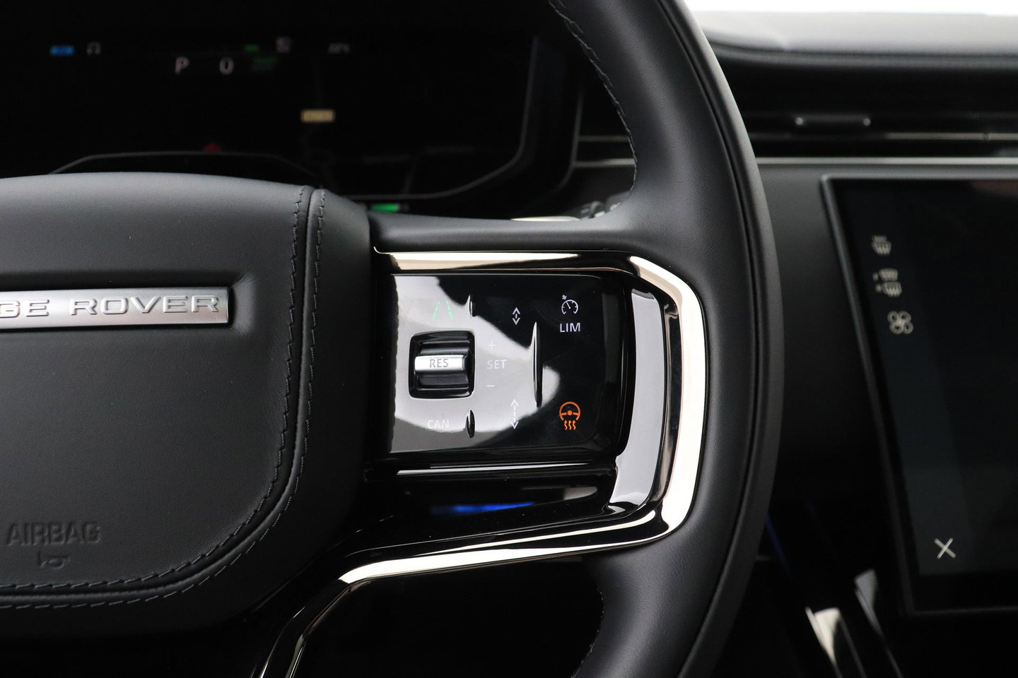 Land Rover Range Rover Sport 3.0 P550e Autobiography PHEV | Black Pack | Massage | Meridian Surround | Koelbox | ClearSight | Trekhaak | 23 Inch