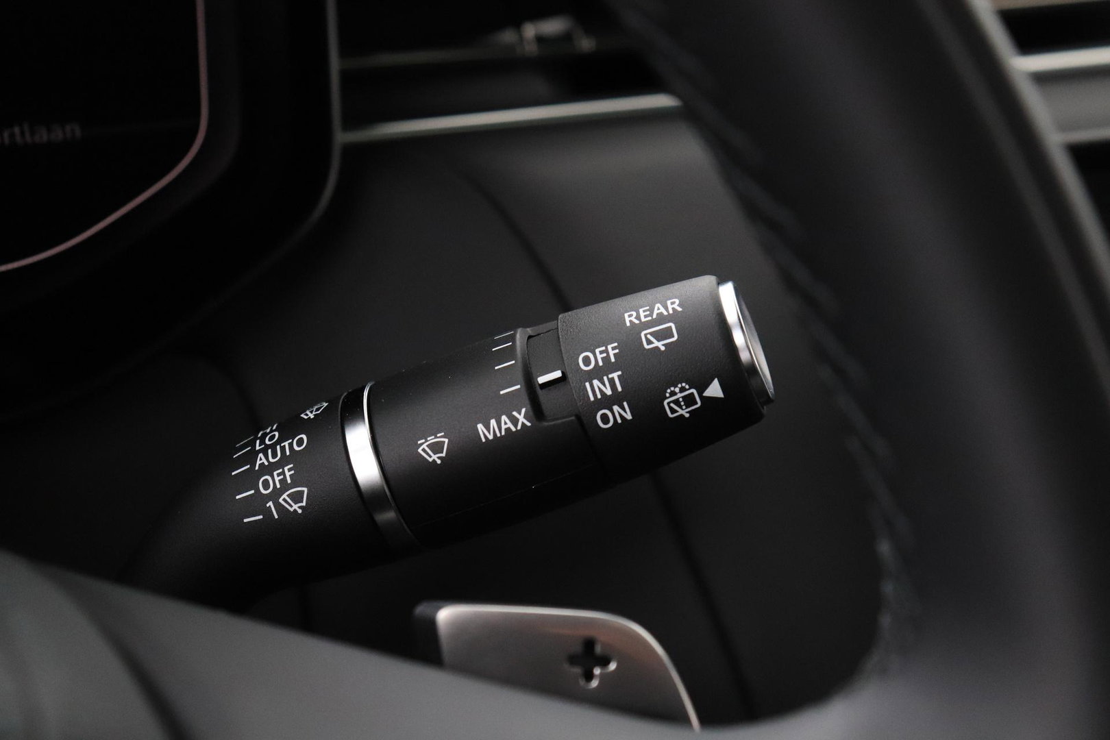 Land Rover Range Rover Sport 3.0 P550e Autobiography PHEV | Black Pack | Massage | Meridian Surround | Koelbox | ClearSight | Trekhaak | 23 Inch