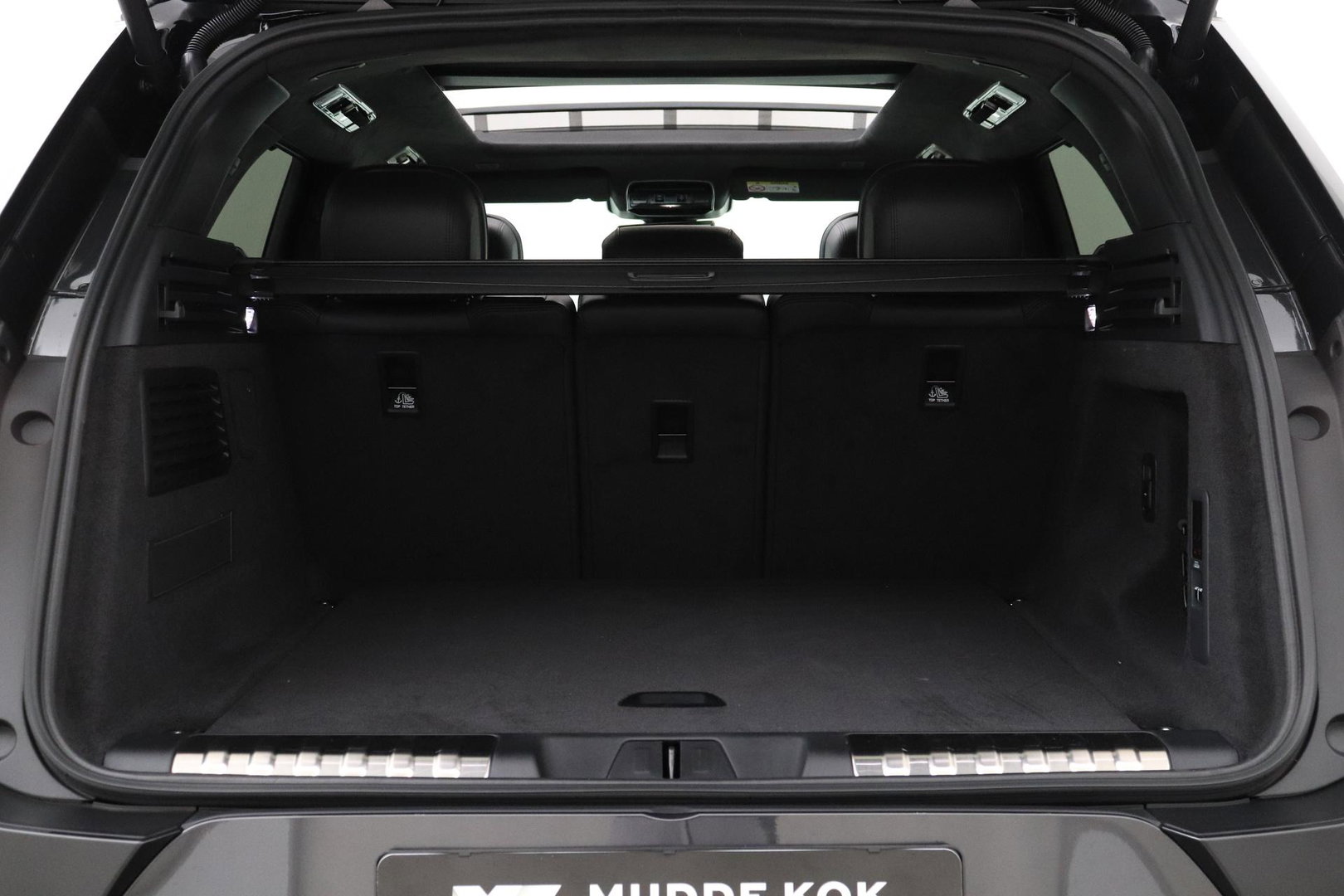 Land Rover Range Rover Sport 3.0 P550e Autobiography PHEV | Black Pack | Massage | Meridian Surround | Koelbox | ClearSight | Trekhaak | 23 Inch