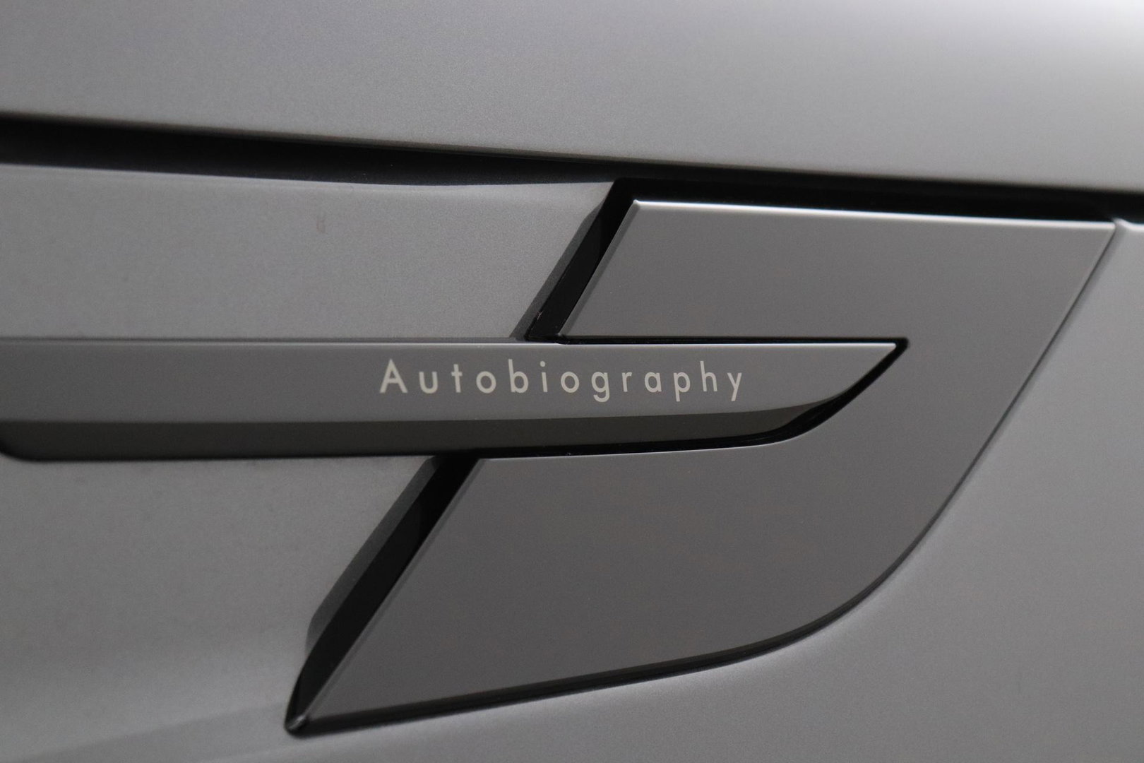 Land Rover Range Rover Sport 3.0 P550e Autobiography PHEV | Black Pack | Massage | Meridian Surround | Koelbox | ClearSight | Trekhaak | 23 Inch