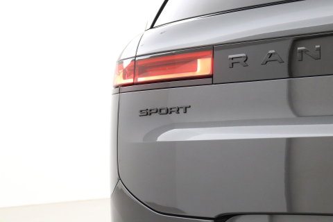 Land Rover Range Rover Sport 3.0 P550e Autobiography PHEV | Black Pack | Massage | Meridian Surround | Koelbox | ClearSight | Trekhaak | 23 Inch