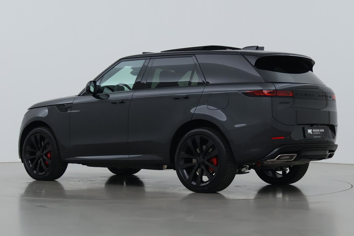 Land Rover Range Rover Sport 3.0 P550e Autobiography PHEV | Black Pack | Massage | Meridian Surround | Koelbox | ClearSight | Trekhaak | 23 Inch