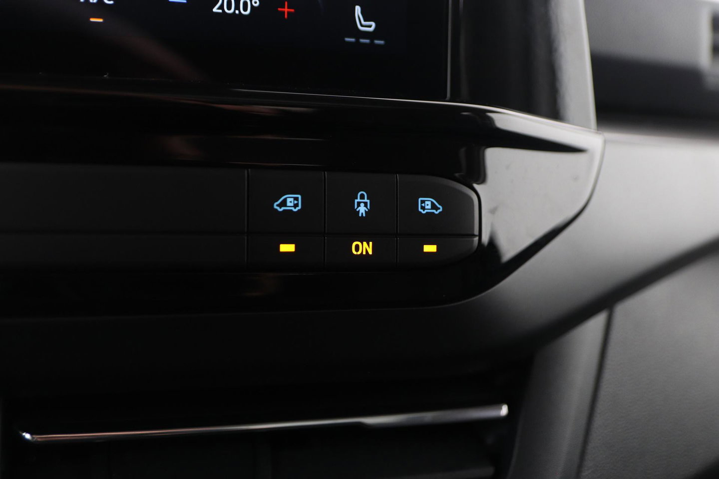 Ford Transit Custom Tourneo 340 2.5 PHEV L1H1 Titanium X | 8P | Panoramadak | ACC | Elektrische Schuifdeuren | Trekhaak | Bang&Olufsen