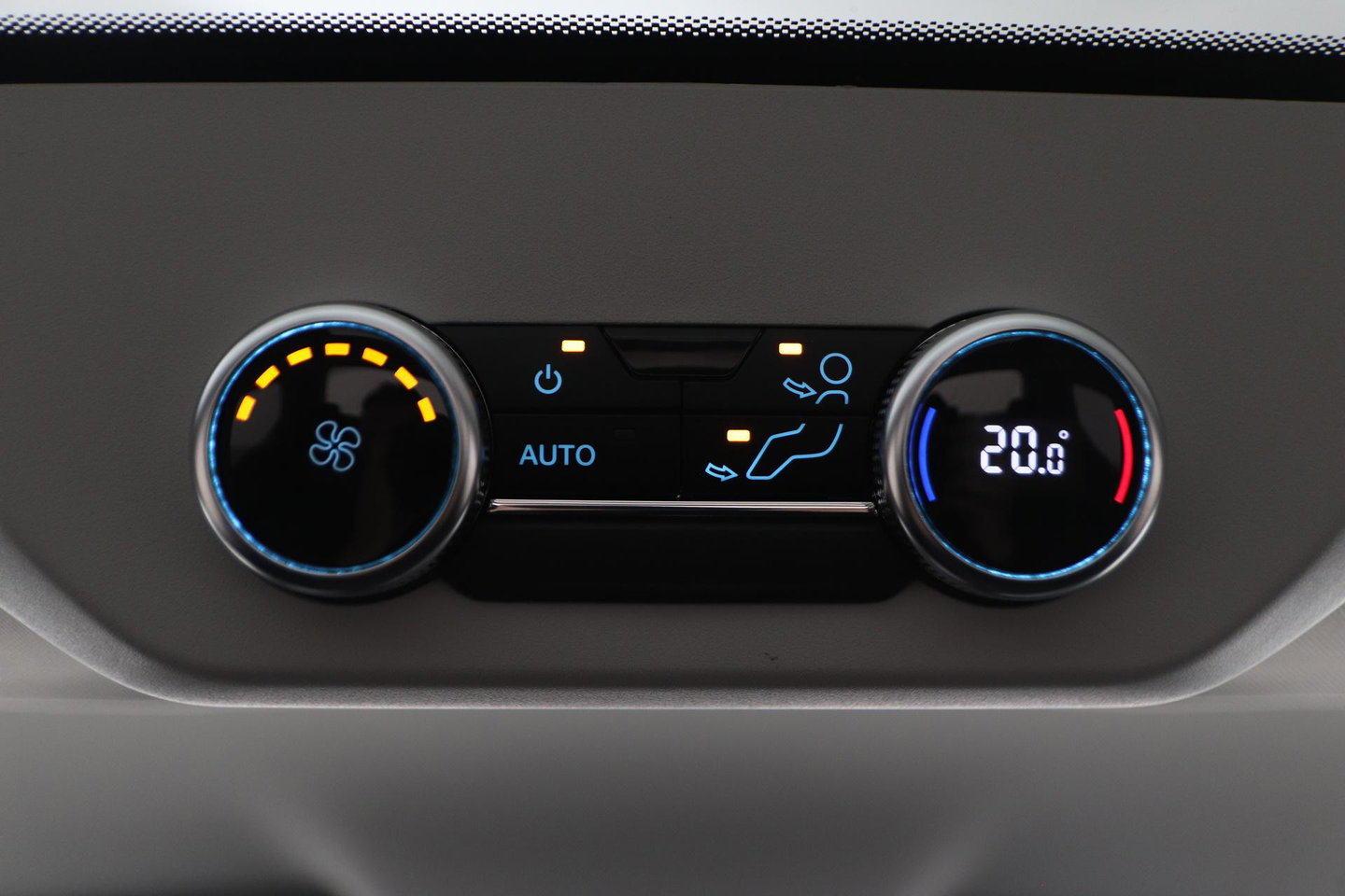 Ford Transit Custom Tourneo 340 2.5 PHEV L1H1 Titanium X | 8P | Panoramadak | ACC | Elektrische Schuifdeuren | Trekhaak | Bang&Olufsen