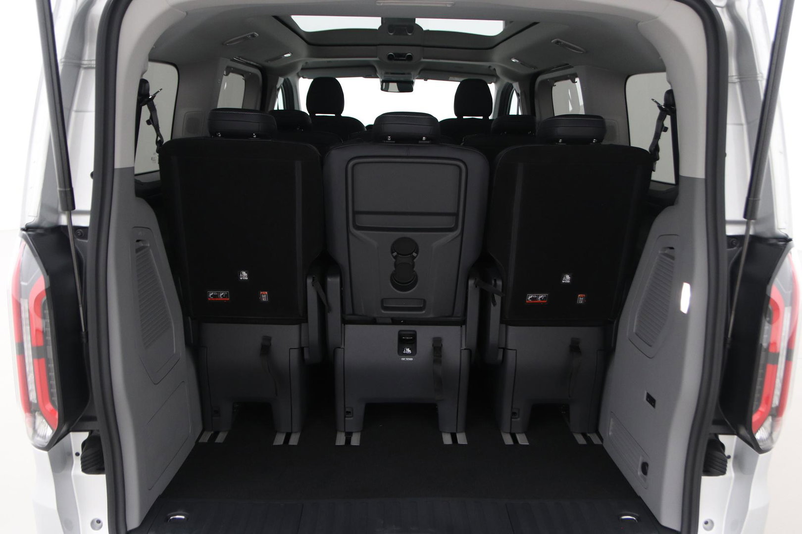 Ford Transit Custom Tourneo 340 2.5 PHEV L1H1 Titanium X | 8P | Panoramadak | ACC | Elektrische Schuifdeuren | Trekhaak | Bang&Olufsen