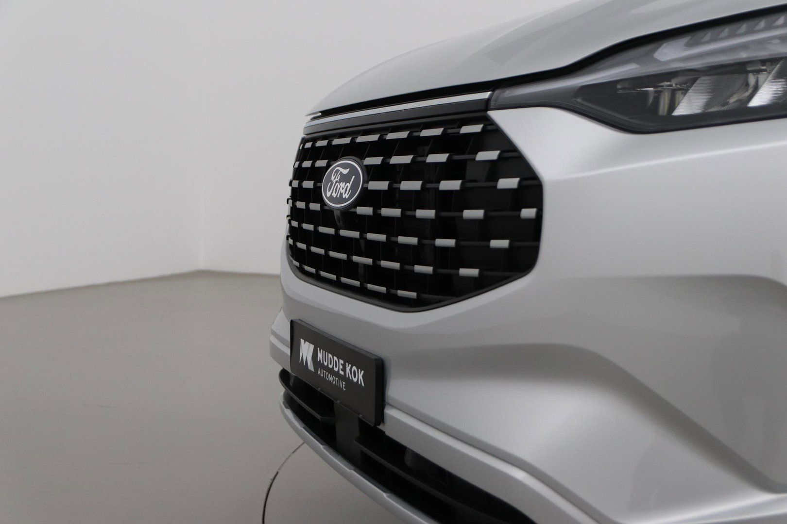 Ford Transit Custom Tourneo 340 2.5 PHEV L1H1 Titanium X | 8P | Panoramadak | ACC | Elektrische Schuifdeuren | Trekhaak | Bang&Olufsen
