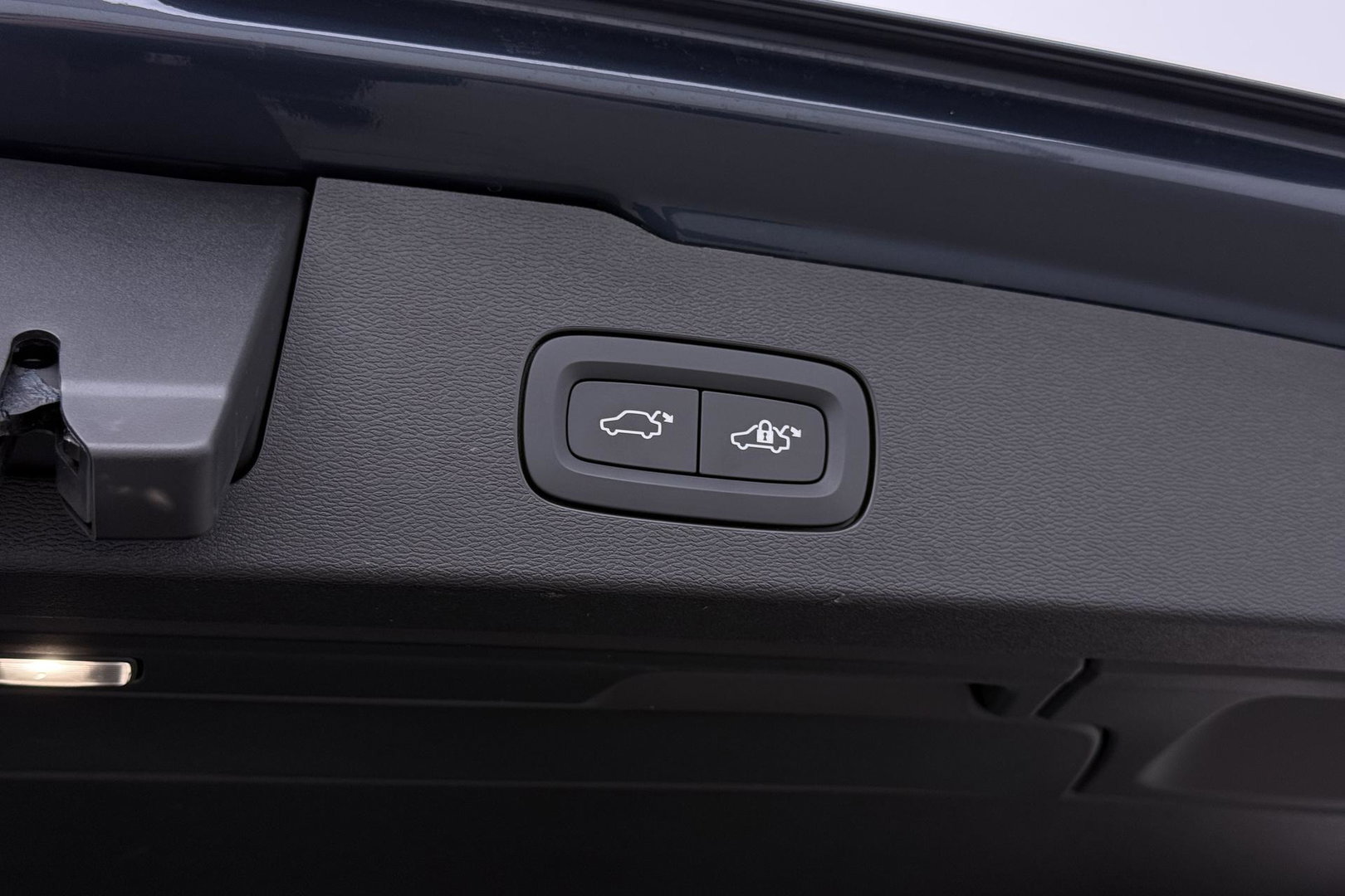 Volvo V60 T8 Plug-in hybrid Plus Bright | ACC | Panoramadak | Harman/Kardon | 360° Camera | Head-Up | BLIS | Stoel+Stuurverwarming