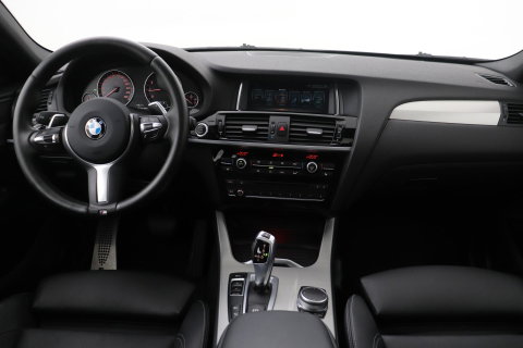 BMW X4 xDrive20i Centennial High Executive | M-Sport | Panoramadak | Vol-Leder | 20 Inch