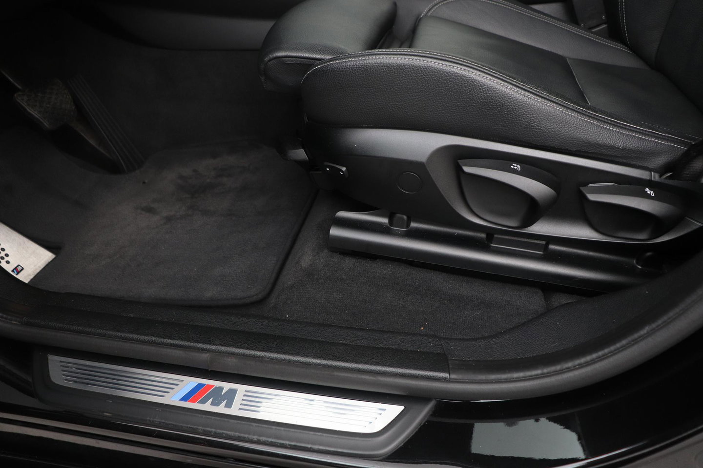 BMW X4 xDrive20i Centennial High Executive | M-Sport | Panoramadak | Vol-Leder | 20 Inch