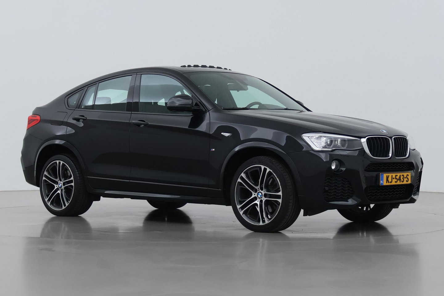 BMW X4 xDrive20i Centennial High Executive | M-Sport | Panoramadak | Vol-Leder | 20 Inch