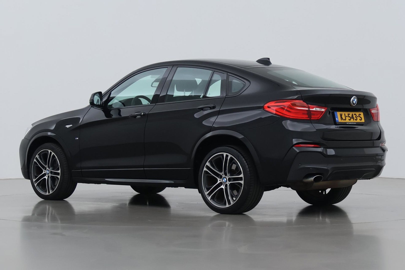 BMW X4 xDrive20i Centennial High Executive | M-Sport | Panoramadak | Vol-Leder | 20 Inch