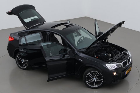 BMW X4 xDrive20i Centennial High Executive | M-Sport | Panoramadak | Vol-Leder | 20 Inch