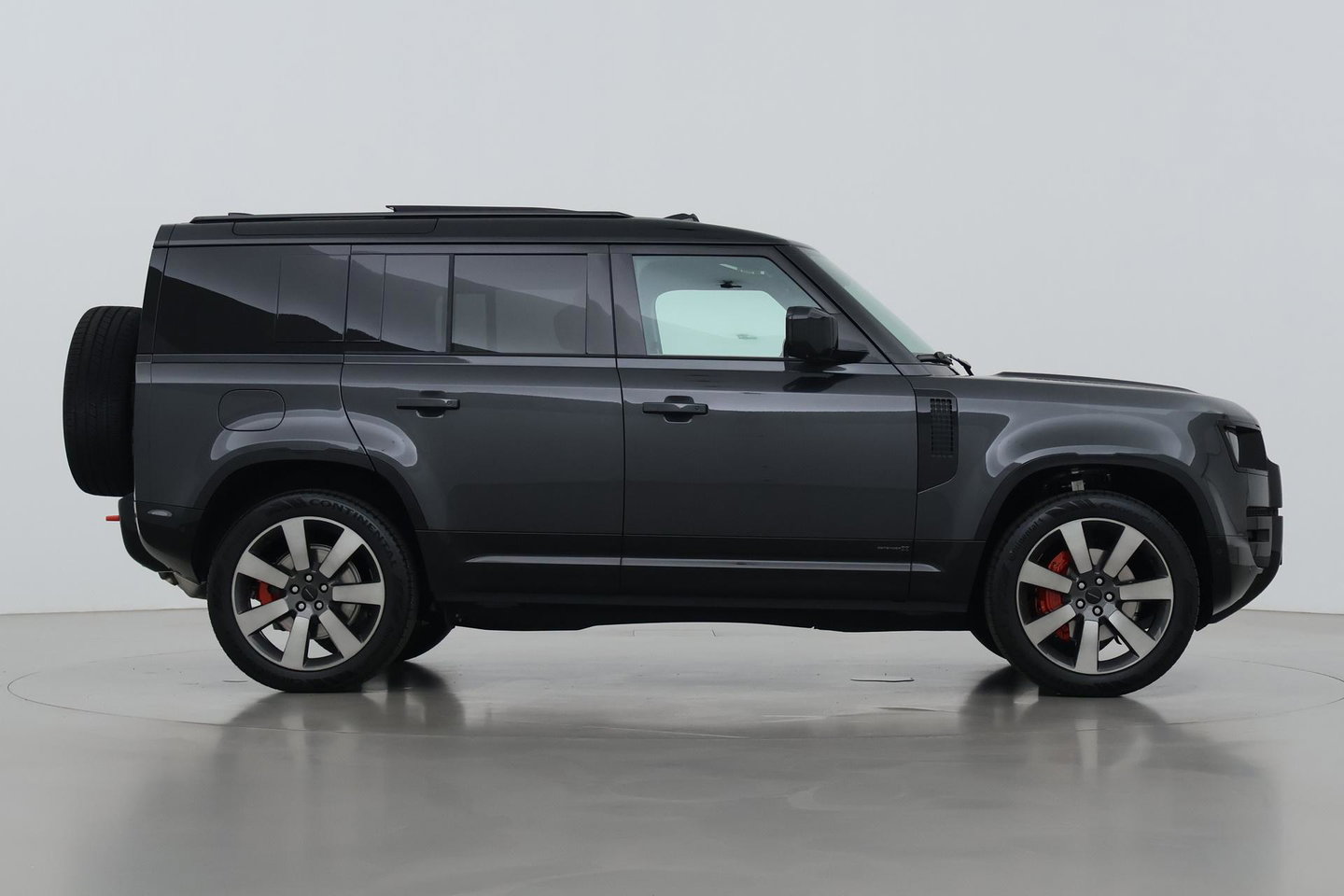 Land Rover Defender 2.0 P300e 110 X | FACELIFT | ClearSight | Meridian Surround | Trekhaak | Luchtvering | Koelbox | Panoramadak | 22 Inch