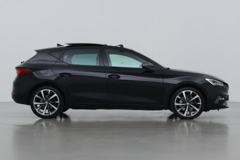 SEAT Leon 1.4 TSI eHybrid PHEV FR | ACC | Panoramadak | Stuurverwarming | Camera | Keyless | 18 Inch