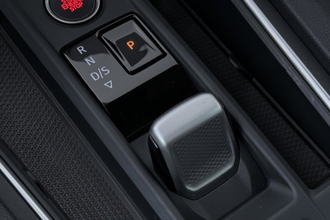 SEAT Leon 1.4 TSI eHybrid PHEV FR | ACC | Panoramadak | Stuurverwarming | Camera | Keyless | 18 Inch