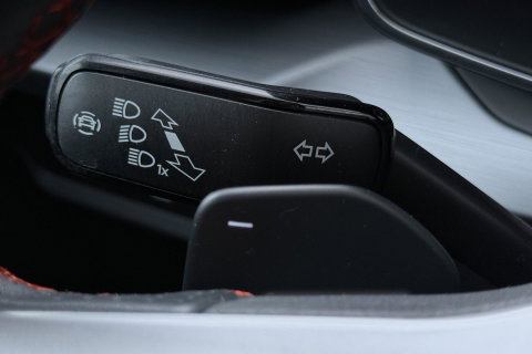 SEAT Leon 1.4 TSI eHybrid PHEV FR | ACC | Panoramadak | Stuurverwarming | Camera | Keyless | 18 Inch