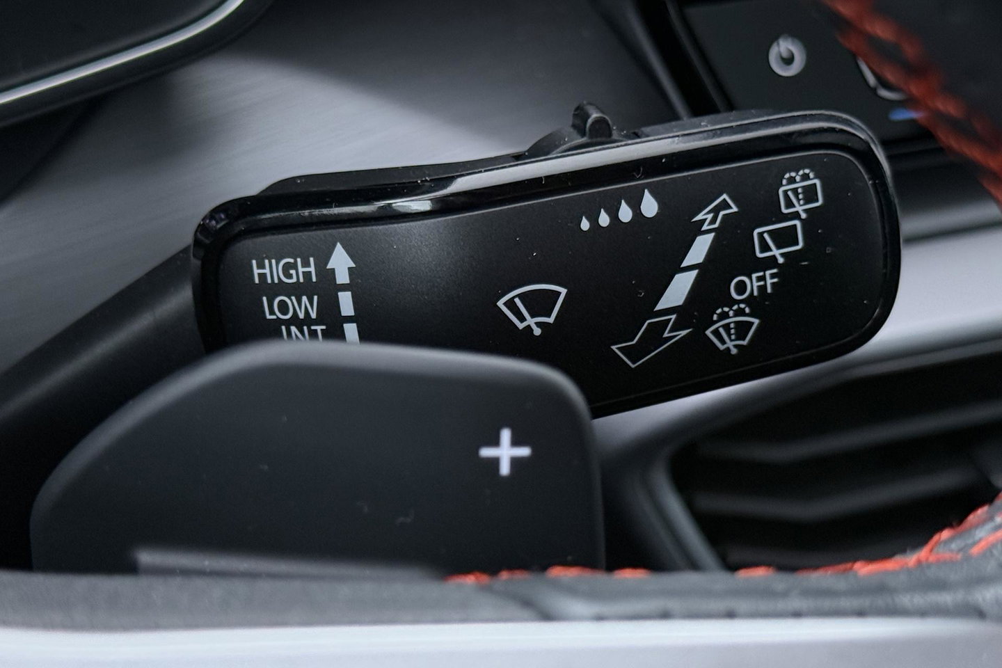 SEAT Leon 1.4 TSI eHybrid PHEV FR | ACC | Panoramadak | Stuurverwarming | Camera | Keyless | 18 Inch