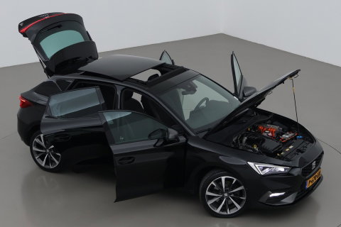 SEAT Leon 1.4 TSI eHybrid PHEV FR | ACC | Panoramadak | Stuurverwarming | Camera | Keyless | 18 Inch