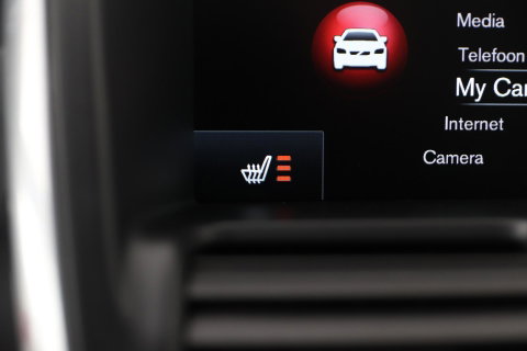 Volvo XC60 2.4 D5 Summum | ACC | Camera | BLIS | Trekhaak | Standkachel | Getint Glas