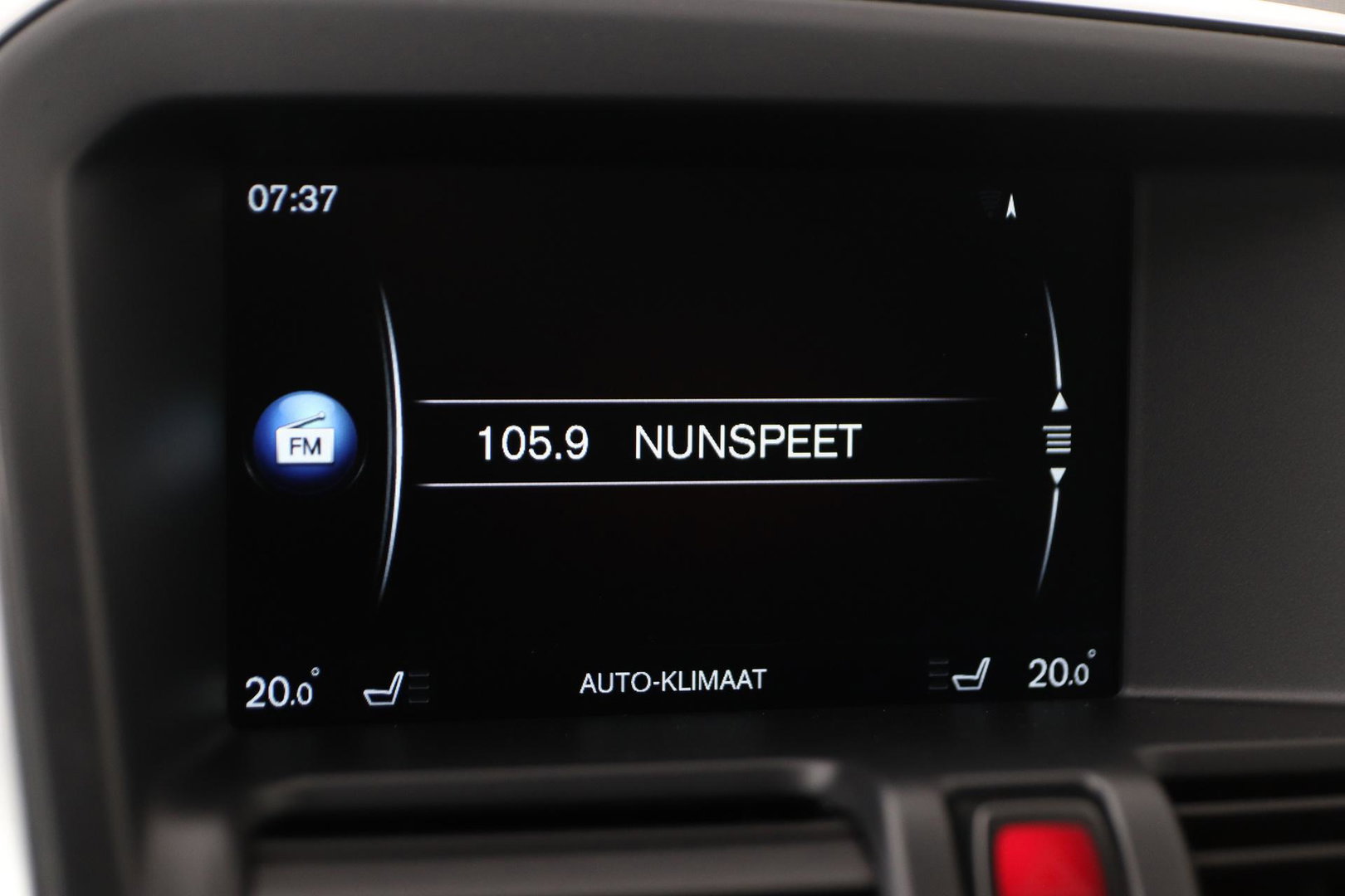 Volvo XC60 2.4 D5 Summum | ACC | Camera | BLIS | Trekhaak | Standkachel | Getint Glas