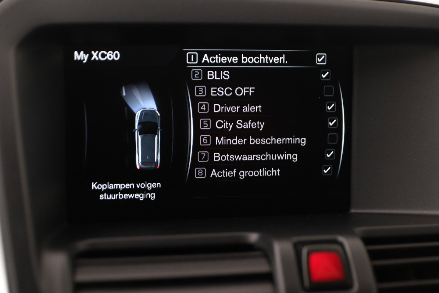Volvo XC60 2.4 D5 Summum | ACC | Camera | BLIS | Trekhaak | Standkachel | Getint Glas