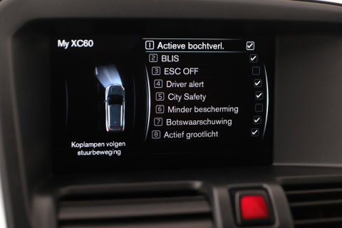 Volvo XC60 2.4 D5 Summum | ACC | Camera | BLIS | Trekhaak | Standkachel | Getint Glas