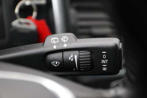 Volvo XC60 2.4 D5 Summum | ACC | Camera | BLIS | Trekhaak | Standkachel | Getint Glas
