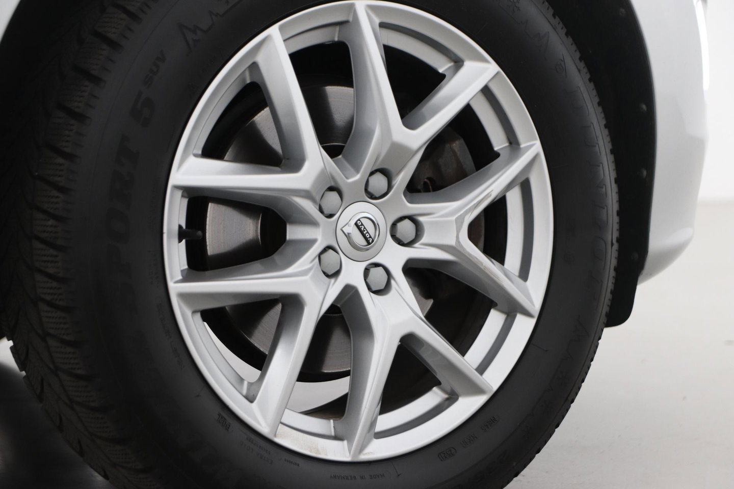 Volvo XC60 2.4 D5 Summum | ACC | Camera | BLIS | Trekhaak | Standkachel | Getint Glas