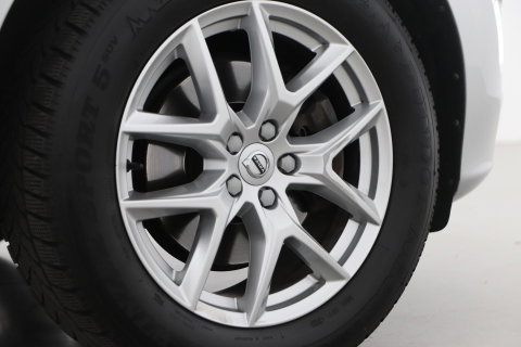Volvo XC60 2.4 D5 Summum | ACC | Camera | BLIS | Trekhaak | Standkachel | Getint Glas