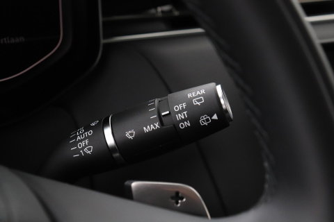 Land Rover Range Rover Sport 3.0 P550e Autobiography PHEV | Black Pack | Massage | Meridian Surround | Koelbox | ClearSight | Trekhaak | 23 Inch