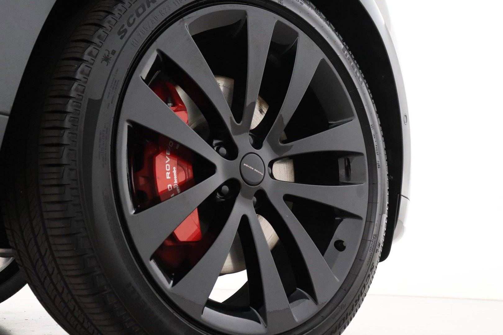 Land Rover Range Rover Sport 3.0 P550e Autobiography PHEV | Black Pack | Massage | Meridian Surround | Koelbox | ClearSight | Trekhaak | 23 Inch