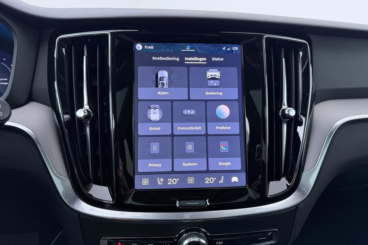 Volvo V60 T8 Plug-in hybrid Plus Bright | ACC | Panoramadak | Harman/Kardon | 360° Camera | Head-Up | BLIS | Stoel+Stuurverwarming
