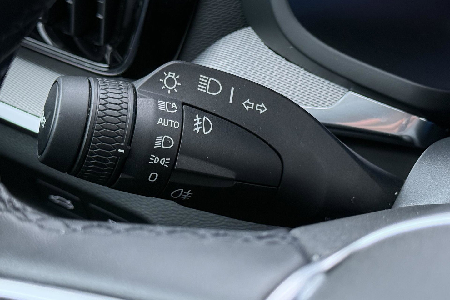 Volvo V60 T8 Plug-in hybrid Plus Bright | ACC | Panoramadak | Harman/Kardon | 360° Camera | Head-Up | BLIS | Stoel+Stuurverwarming