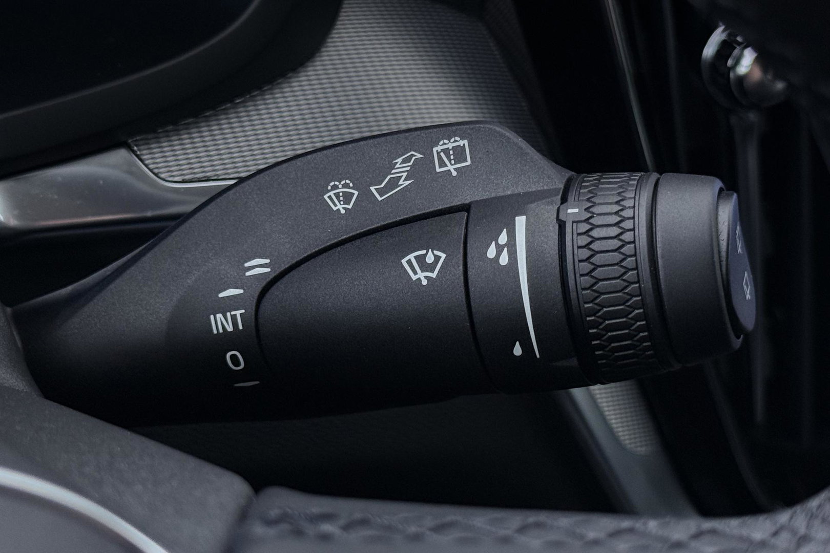 Volvo V60 T8 Plug-in hybrid Plus Bright | ACC | Panoramadak | Harman/Kardon | 360° Camera | Head-Up | BLIS | Stoel+Stuurverwarming