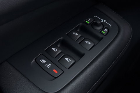 Volvo V60 T8 Plug-in hybrid Plus Bright | ACC | Panoramadak | Harman/Kardon | 360° Camera | Head-Up | BLIS | Stoel+Stuurverwarming