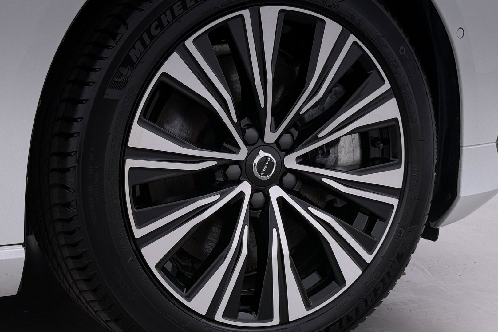Volvo V60 T8 Plug-in hybrid Plus Bright | ACC | Panoramadak | Harman/Kardon | 360° Camera | Head-Up | BLIS | Stoel+Stuurverwarming
