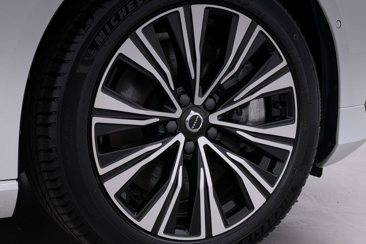 Volvo V60 T8 Plug-in hybrid Plus Bright | ACC | Panoramadak | Harman/Kardon | 360° Camera | Head-Up | BLIS | Stoel+Stuurverwarming