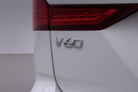 Volvo V60 T8 Plug-in hybrid Plus Bright | ACC | Panoramadak | Harman/Kardon | 360° Camera | Head-Up | BLIS | Stoel+Stuurverwarming
