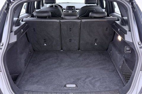 BMW 2 Serie Active Tourer 225i xDrive High Executive | Leder | Stoelverwarming | Camera | PDC V+A