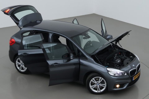 BMW 2 Serie Active Tourer 225i xDrive High Executive | Leder | Stoelverwarming | Camera | PDC V+A