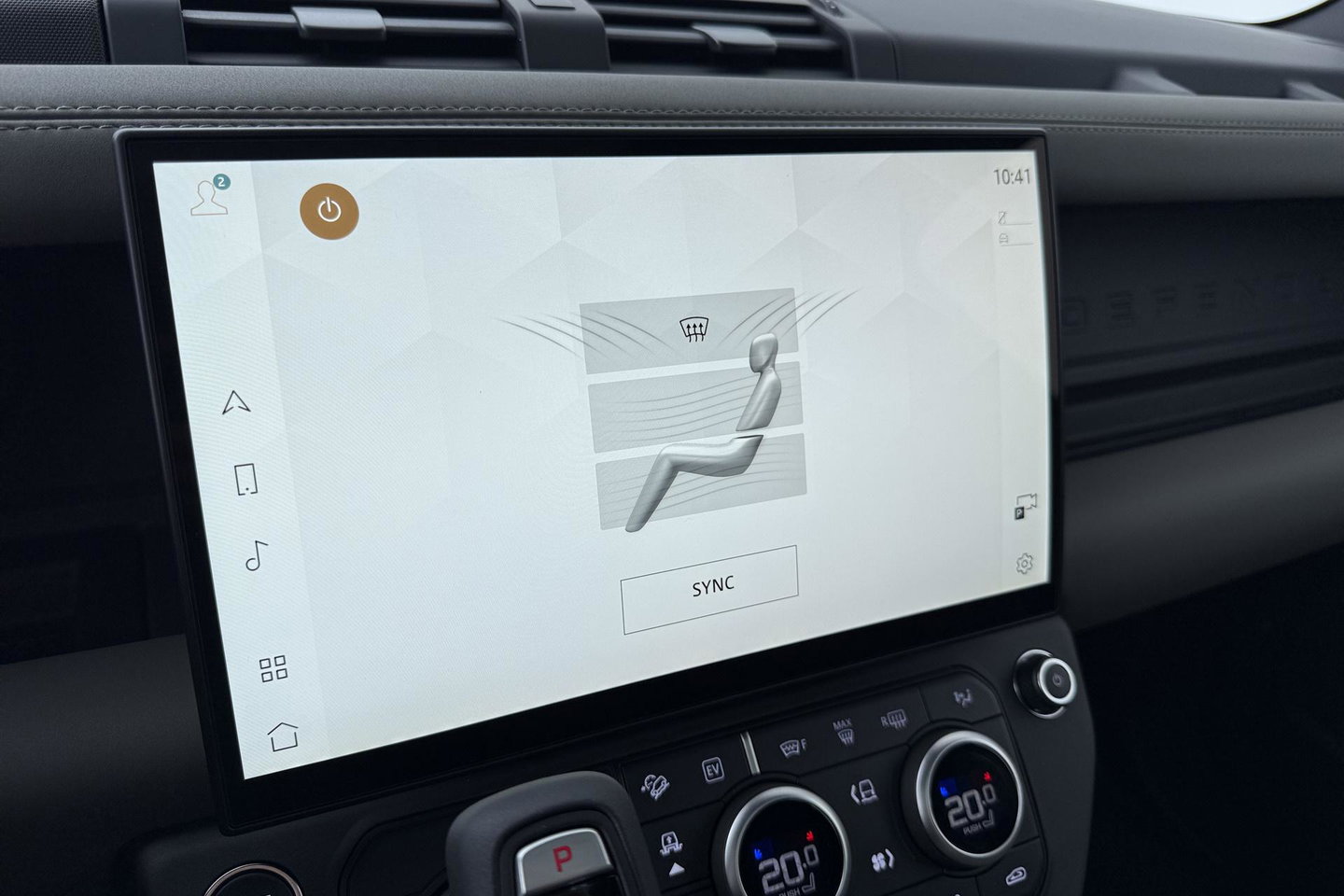 Land Rover Defender 2.0 P300e 110 X-Dynamic SE | FACELIFT | ACC | Panoramadak | ClearSight | Stoel+Stuurverwarming | Trekhaak