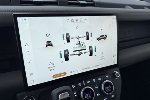Land Rover Defender 2.0 P300e 110 X-Dynamic SE | FACELIFT | ACC | Panoramadak | ClearSight | Stoel+Stuurverwarming | Trekhaak