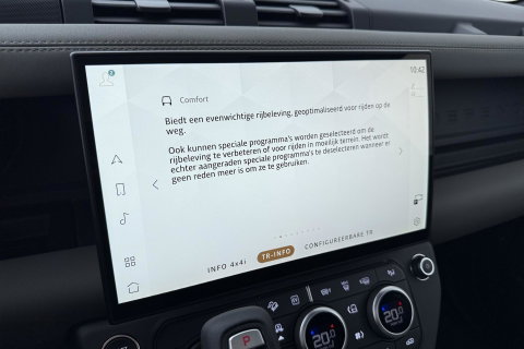 Land Rover Defender 2.0 P300e 110 X-Dynamic SE | FACELIFT | ACC | Panoramadak | ClearSight | Stoel+Stuurverwarming | Trekhaak
