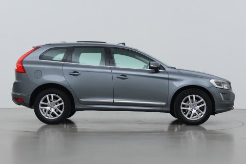 Volvo XC60 T5 Polar+ | Panoramadak | Trekhaak | Camera | Parkeerverwarming | Elektrische Stoelen | Stoelverwarming | Xenon | PDC Voor+Achter